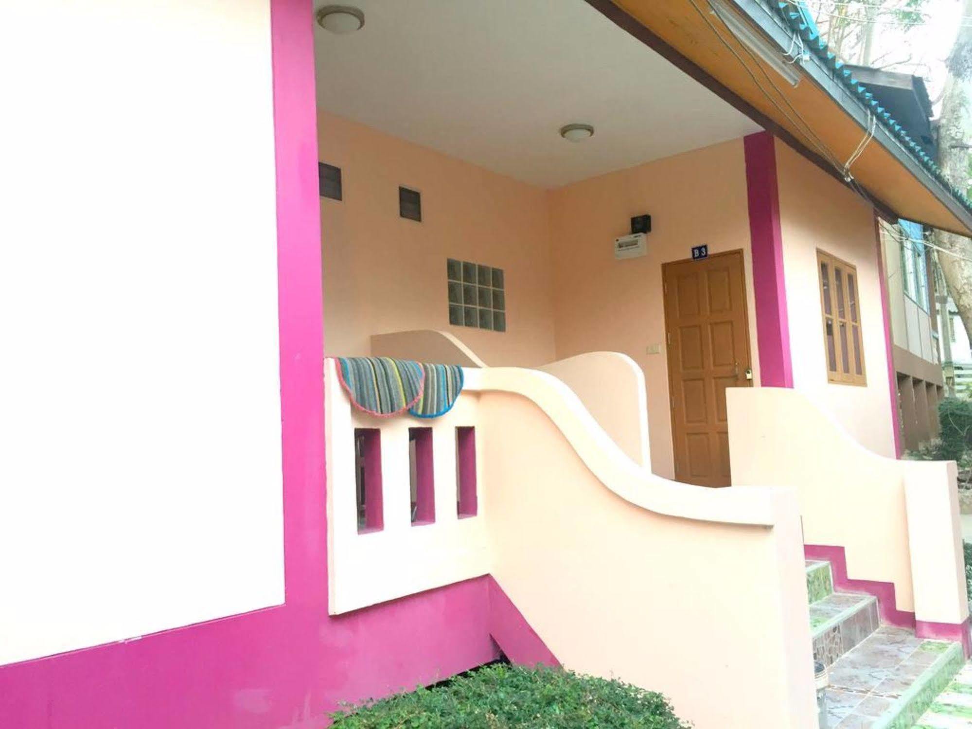 Sea Breeze Resort Koh Samet Exterior foto
